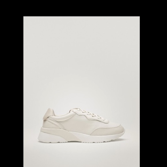 Nwot Massimo Dutti leather sneakers/trainers - Picture 2 of 5